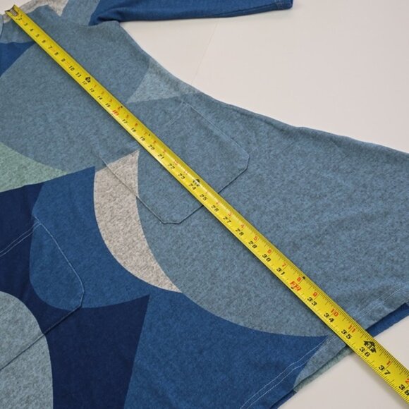 Papa Vancouver Blue Multi Pattern Tunic Top Patch Pockets V Neckline Size M - Picture 12 of 12